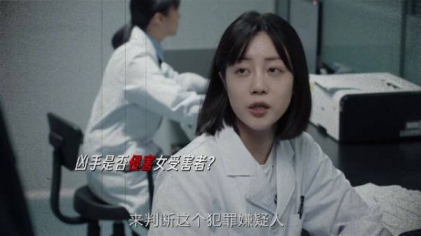 离了个大谱!姐夫和小姨子车内被鲨,这一切的背后是还是道德的沦丧…