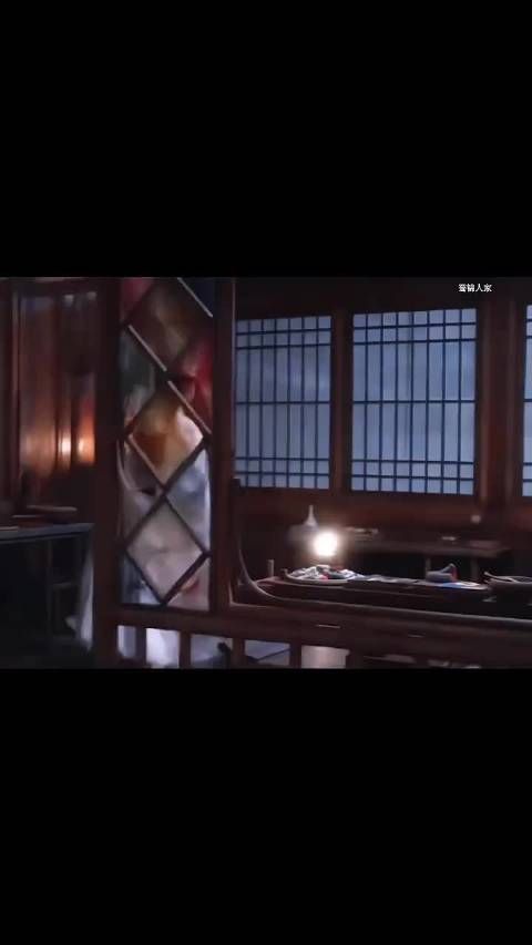完蛋了,蜀锦人家谭松韵演怦然心动了这段太自然了,看得人跟着脸红心跳!