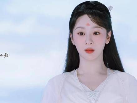 细节之处在于,小夭在昏迷时提及璟便忧虑皱眉