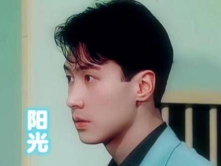像阳光一样永恒,无论是面对还是背对我,都是无可替代的存在……