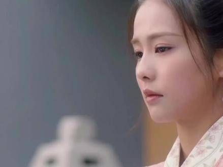 难以表达的深情，时宜展现了无比的勇气，而师父却顾虑重重