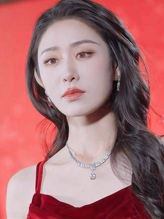 《猎罪图鉴2》中的秘龄少女案引发热议,全员百亿话题热度持续攀升