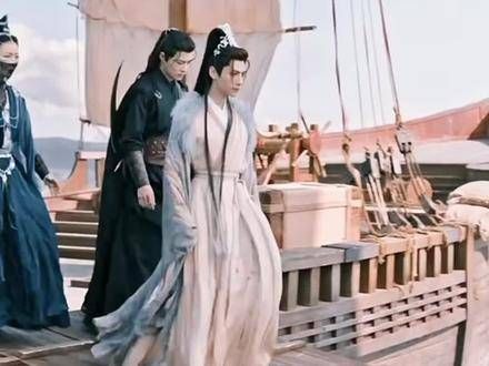 人们只知质子命运如草,却不知他天生媚骨,这谁能顶得住啊