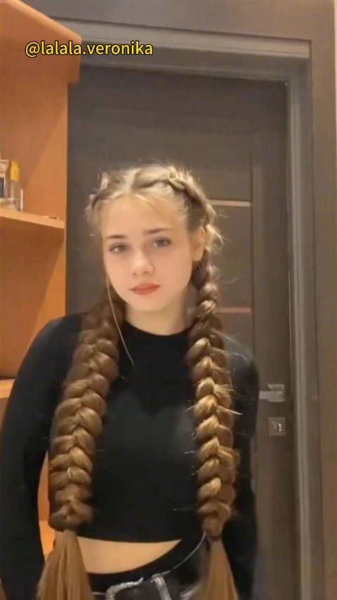 哭了,感觉受到了侮辱,又拿不出证据