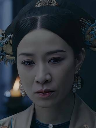 佘诗曼的每个眼神都充满了戏感,真是太绝了!