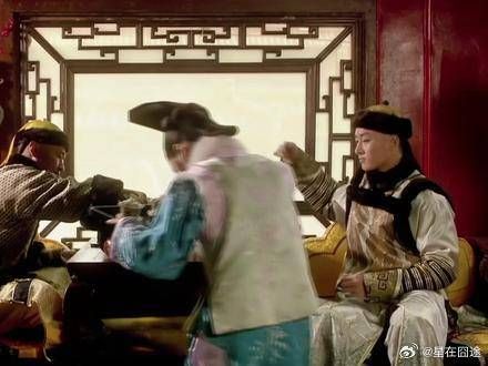宫女余莺儿顶替甄嬛上位,成功获赐官女子移居钟粹宫!