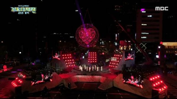 一年前(231231),ZEROBASEONE - In Bloom + CRUSH @ MBC歌谣大祭典