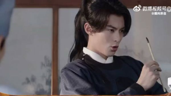 王鹤棣《大奉打更人》许七安背诗这一段…