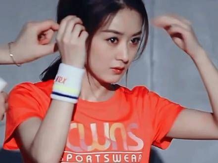哇,赵丽颖早期真是美得让人窒息,芙蓉不及美人妆…