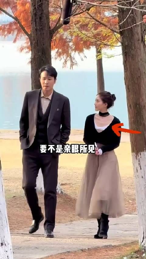 明星真实身材被路人抓怕? 赵露思只剩皮包骨,刘亦菲身材匀称