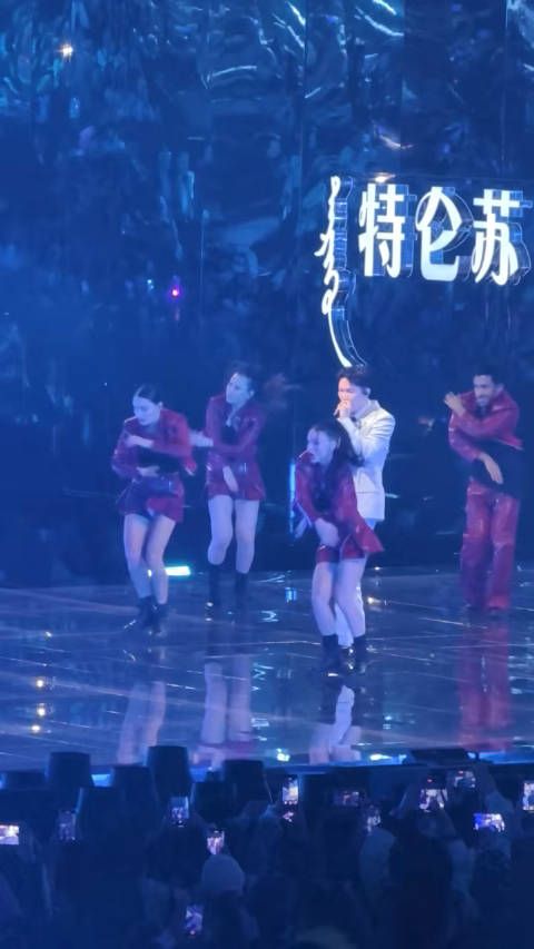 艺兴也是唱跳俱佳 !
