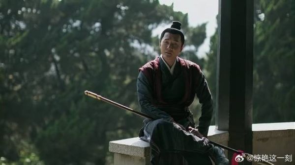 顾廷烨不看好小公爷,明兰一听忍不了,当场怼得他没话说