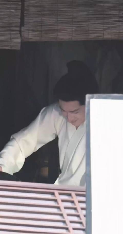 哈哈，据说道具药有点苦~ cr