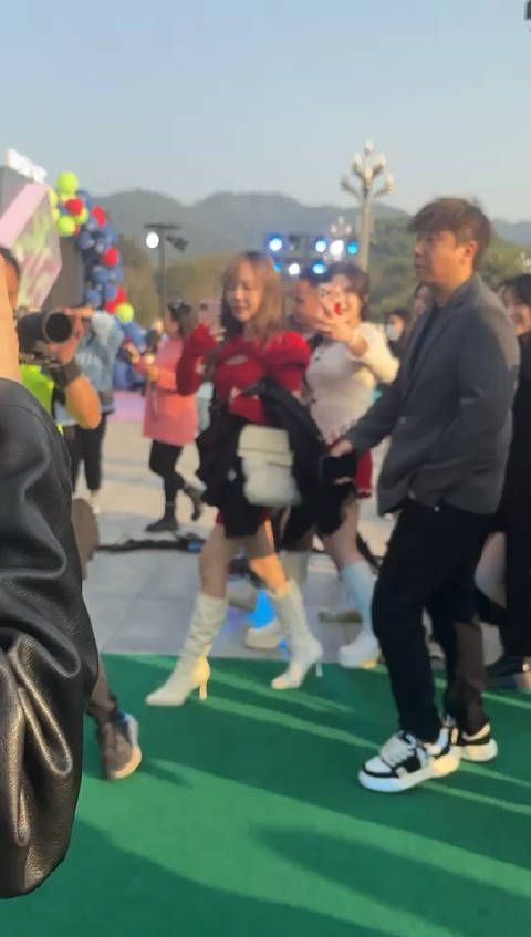 哇塞,广州的靓女靓仔们有福啦!