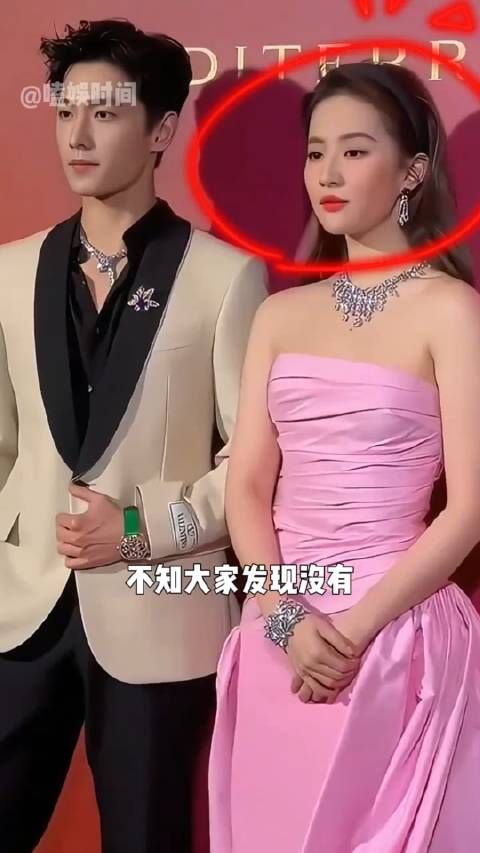 为何刘亦菲从不参加跨年晚会?本以为是没被邀请,真相曝光才知她有多清醒