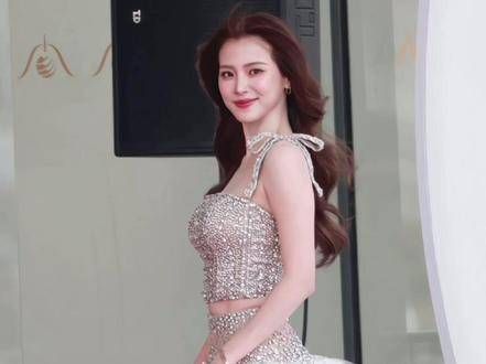 今天的爱奇艺尖叫之夜,小水真是太美了