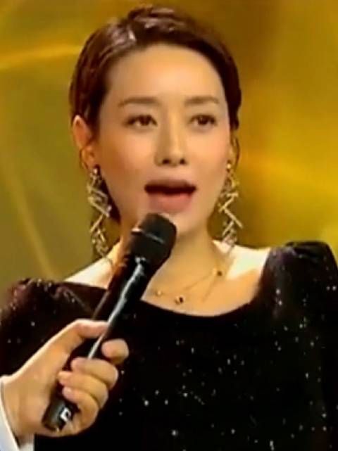 马伊琍真是人间清醒!她活成了大多数女性没活成的样子!