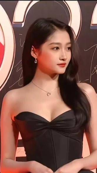 关晓彤的身材真是太好了,这大长腿简直让人无法抵挡