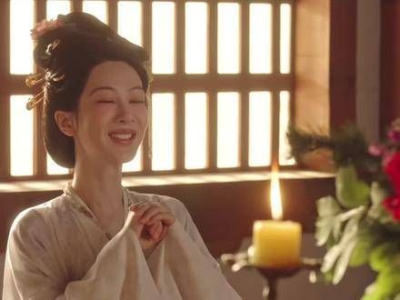 国色芳华的妆造真是惊艳绝伦!