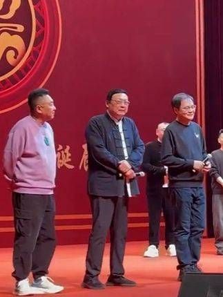 原来郭德纲和姜昆的不合,仅仅是一场商业博弈