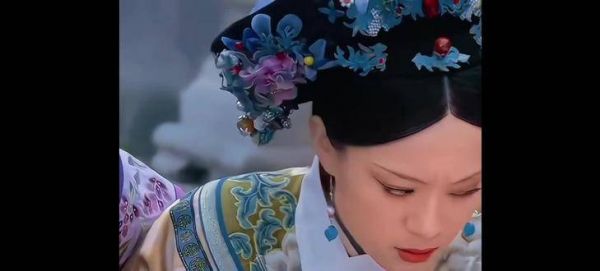 主仆间的默契,一个眼神便已足够
