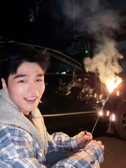 爱拍点抖音 嘿嘿