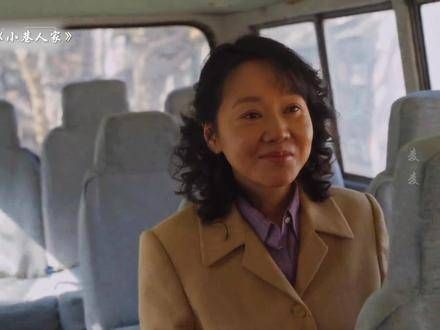 鹏飞喜提新车,大舅妈感动得热泪盈眶 上升 快来一同感受这个温馨的时刻…