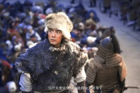 带入一下华筝真的哭死啊,看着从小到大的青梅竹马一步步走向他的命中注定…