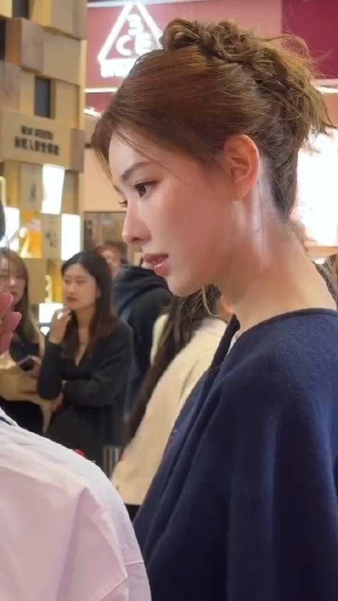 王思聪得不到的女人,确实好看