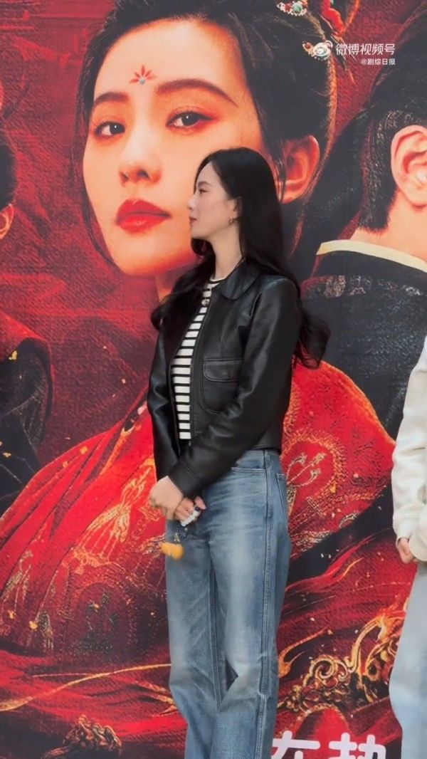 刘诗诗被称为宝宝,羞羞害羞