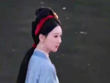 杨紫一定要马不停蹄地进组啊！