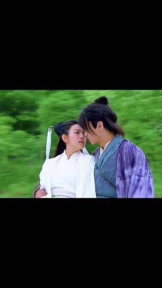 也算是儿时最爱的两人,因一部戏结缘,今天终于领证了