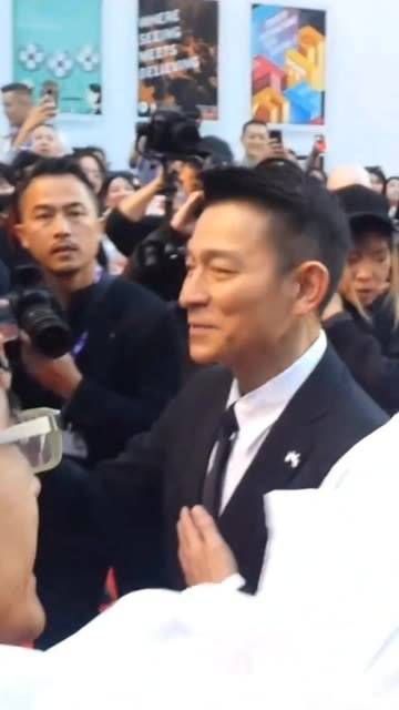 每年都有娱乐惊喜,真的是男神中的男神!