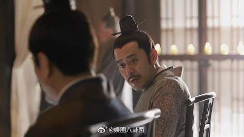 白家为白烨办葬礼,他却携遗嘱突然现身,白爷一下乱了方寸