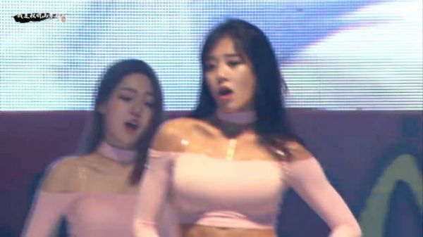 肉肉的恩率我们都爱,朴恩率和成河淡合体的舞蹈演出感受下