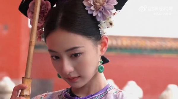 瓣友们在惋惜胡连馨,怎么混成这样了