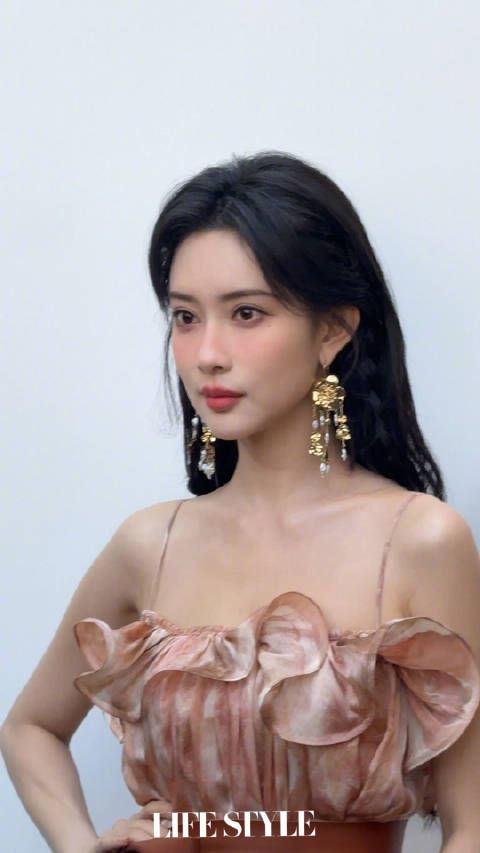 来北京三里屯太古里@ZIMMERMANN 新店开业啦!