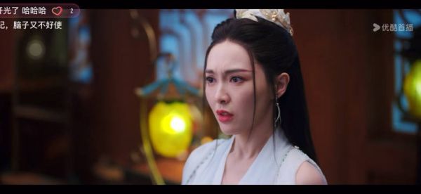 念无双到底谁配的音,唐嫣这个配音加上这个脸,有一种中年人装可爱的感觉