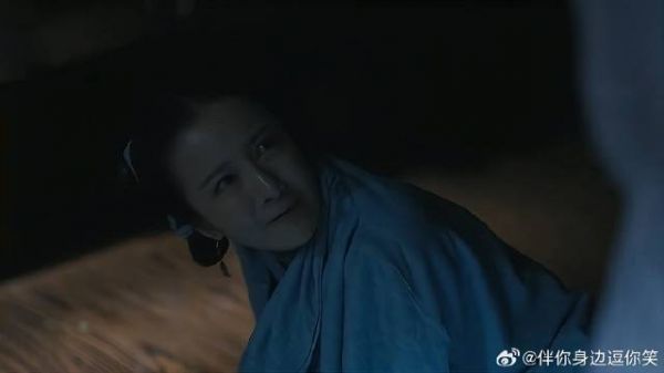 曼娘要杀明兰孩子，蓉姐儿冒死护着弟弟，竟把生母给打了