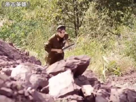 一般的烂片我不看，但烂得这么离谱的我倒要看看