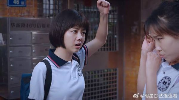 凌霄子秋出国,心机女嘲讽尖尖没人护,尖尖抡拳就干