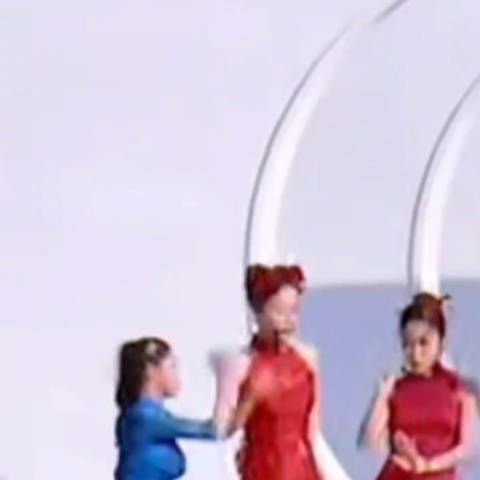 单看舞台呈现，只能说跳出一种没有功劳也没有苦劳的感觉