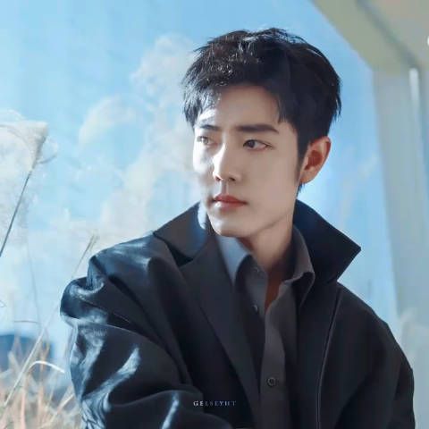 怎么会有这么好看的男孩子