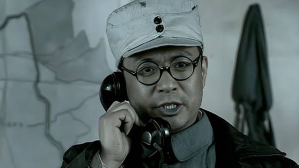 亮剑，李云龙被旅长打劫，瞬间骑兵营就缩编成了骑兵连，官大一级压死人