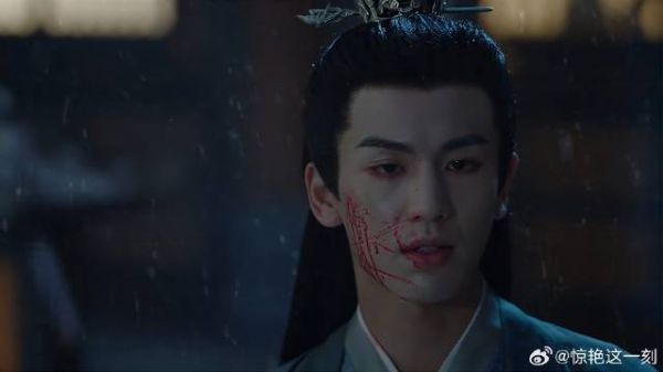 谢危雪夜诛杀公仪 看到门口进来之人,瞬间愣了神