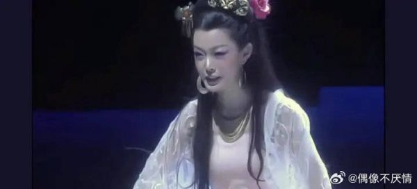 “许多卑鄙的勾当,都假借了百姓的名义”“哪个女人漂亮了不被男人惦记”