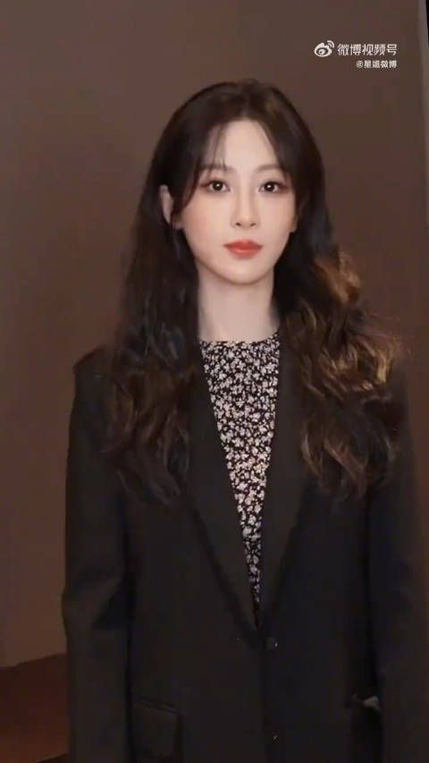 素材上新!@杨紫 这舞越跳越丝滑