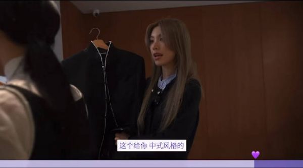 会问对方的意见 但只要是对方选的两个人都不会拒绝