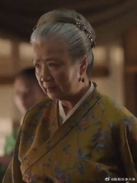 盛老太太气场好足!