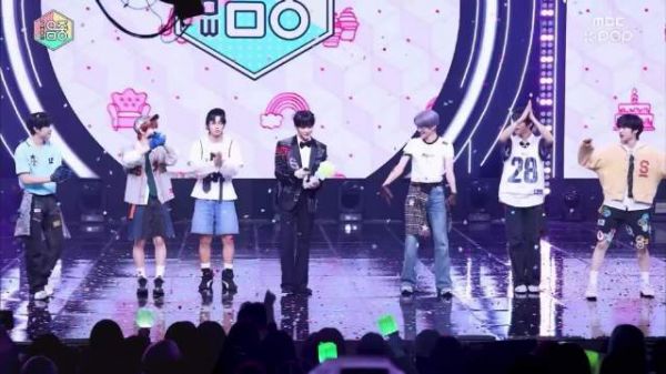 马克《1999》音中1位安可,Feat. NCT WISH